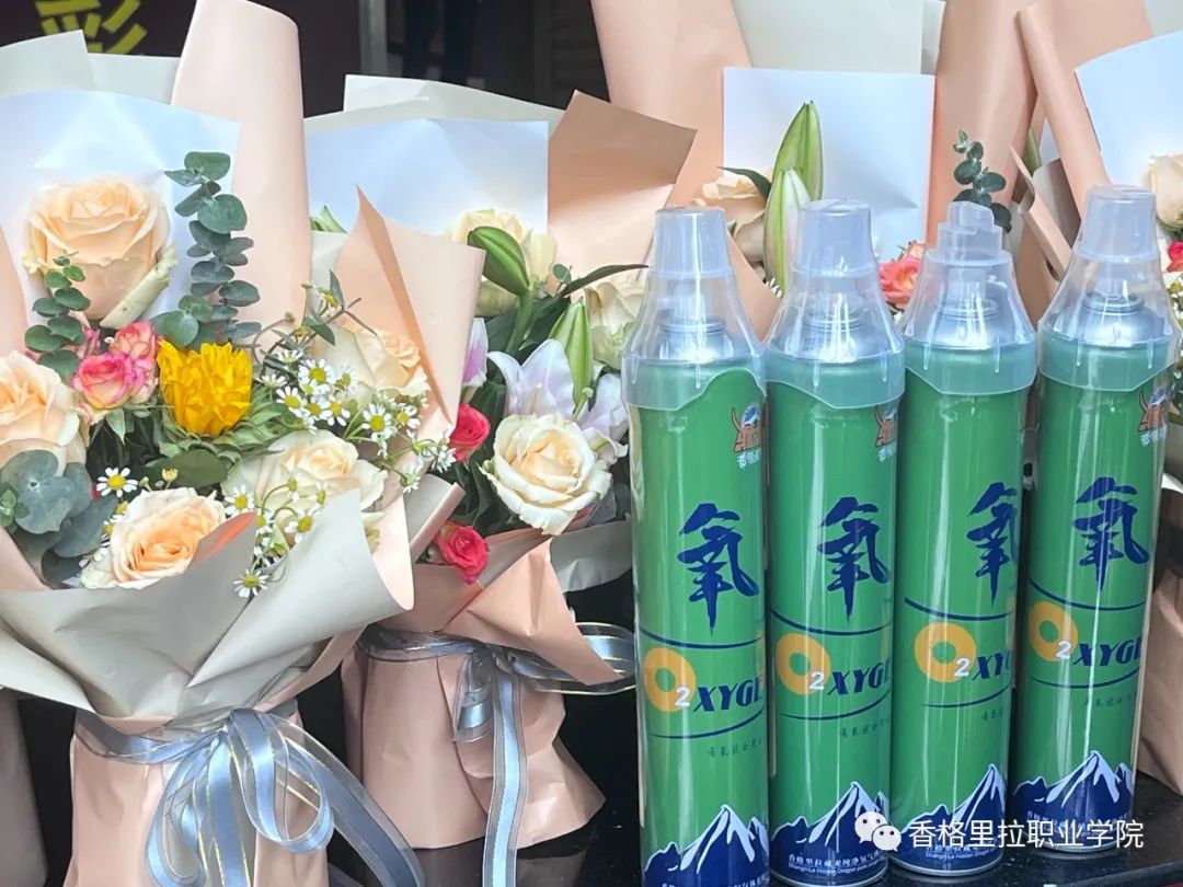 点亮青春启新程 满怀信心筑未来--香格里拉职业学院迎来2023级新生报到入学(图17)