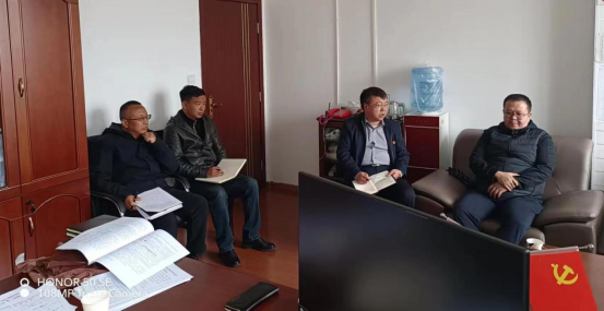 州教体局副局长赵红坤一行到校指导工作(图2)