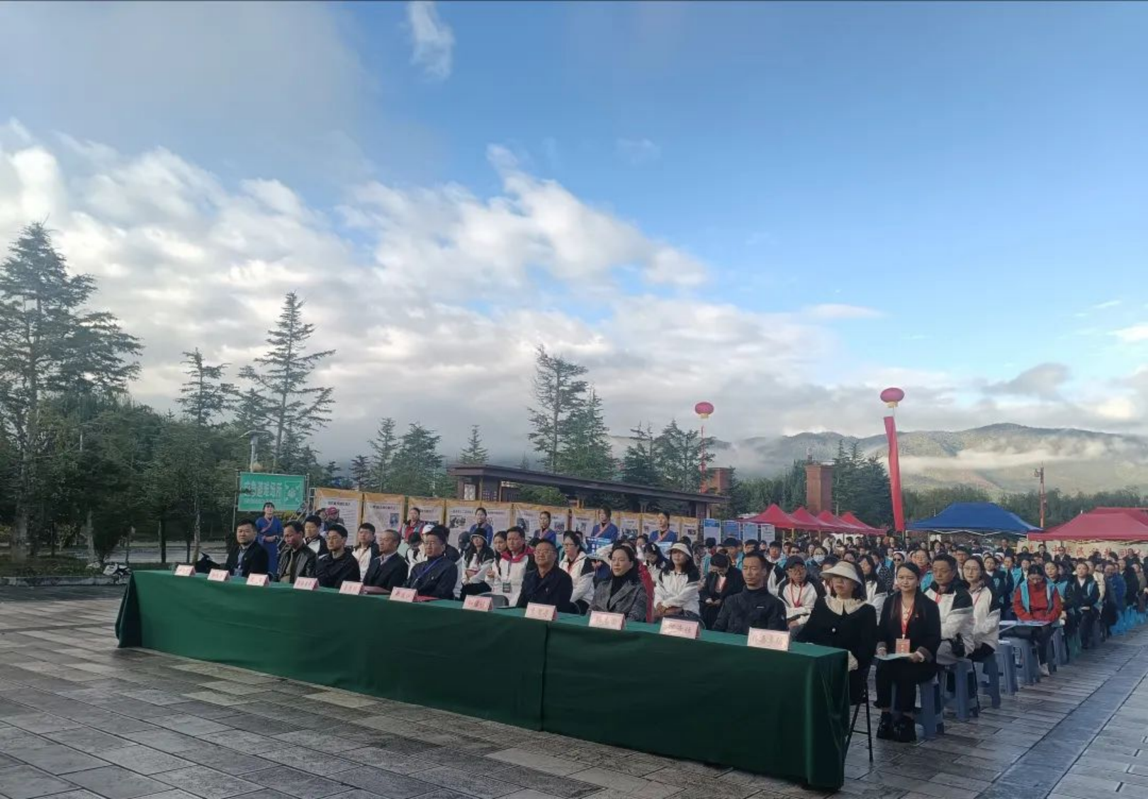 香职新闻｜香格里拉市第二届职业技能竞赛在学校开赛(图2)