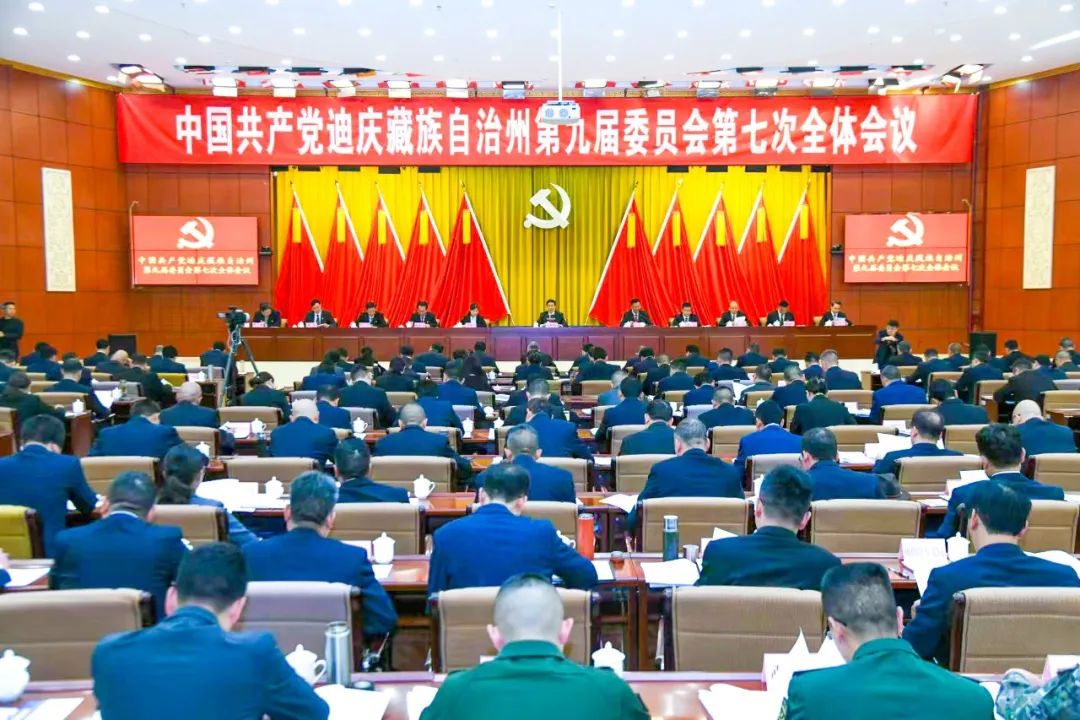 盘点2024年我们共同经历的高光时刻→(图15) 盘点2024年我们共同经历的高光时刻→(图15)